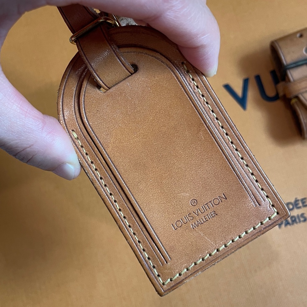 Louis Vuitton Brown Luggage Tag and Poignet - Picture 2 of 7